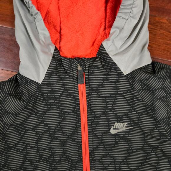 Nike Therma Girl's Ultimate Flash Reflective Hooded Jacket Biking VISIBILITY - Picture 3 of 14